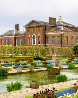 Kensington Gardens & Kensington Palace London
