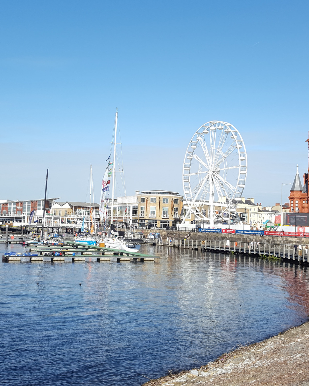 Day trip from London to Cardiff – A Taste of Wales