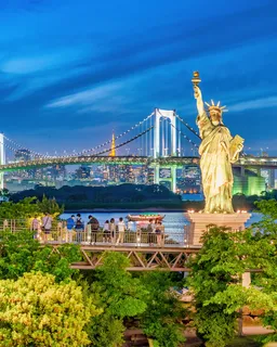 Tokyo – Statue of Liberty Odaiba Photo Stop