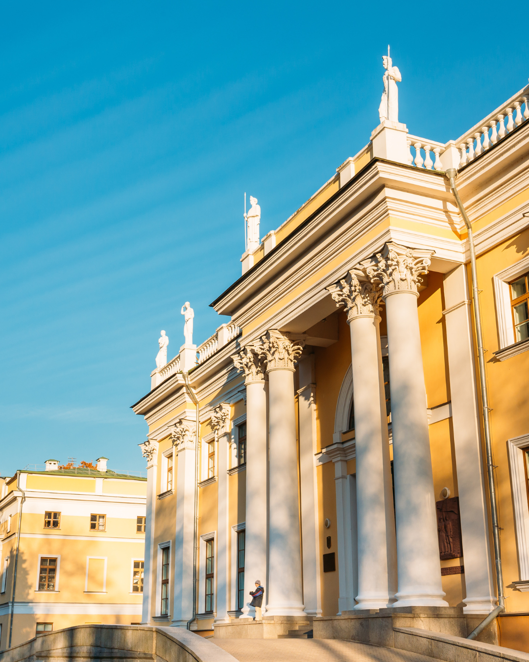 Gomel Palace & Park Ensemble Tour