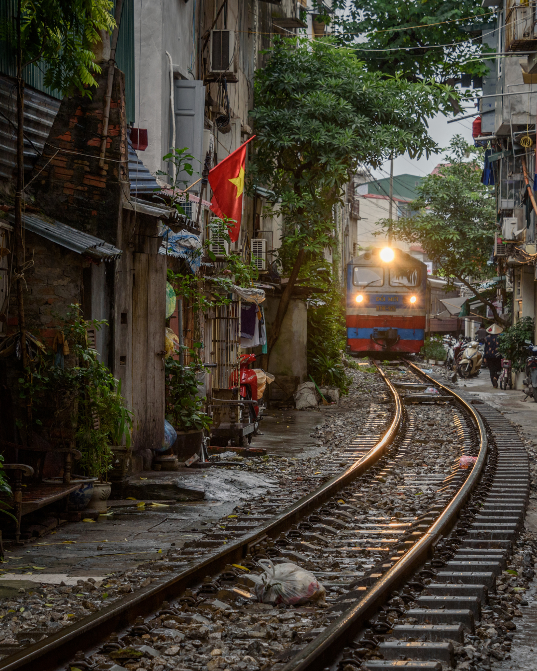 Hanoi Old Quarter Walking Tour & Street Food Tasting