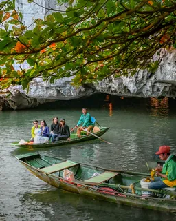 Trang An Boat Ride & Temple Complex Tour