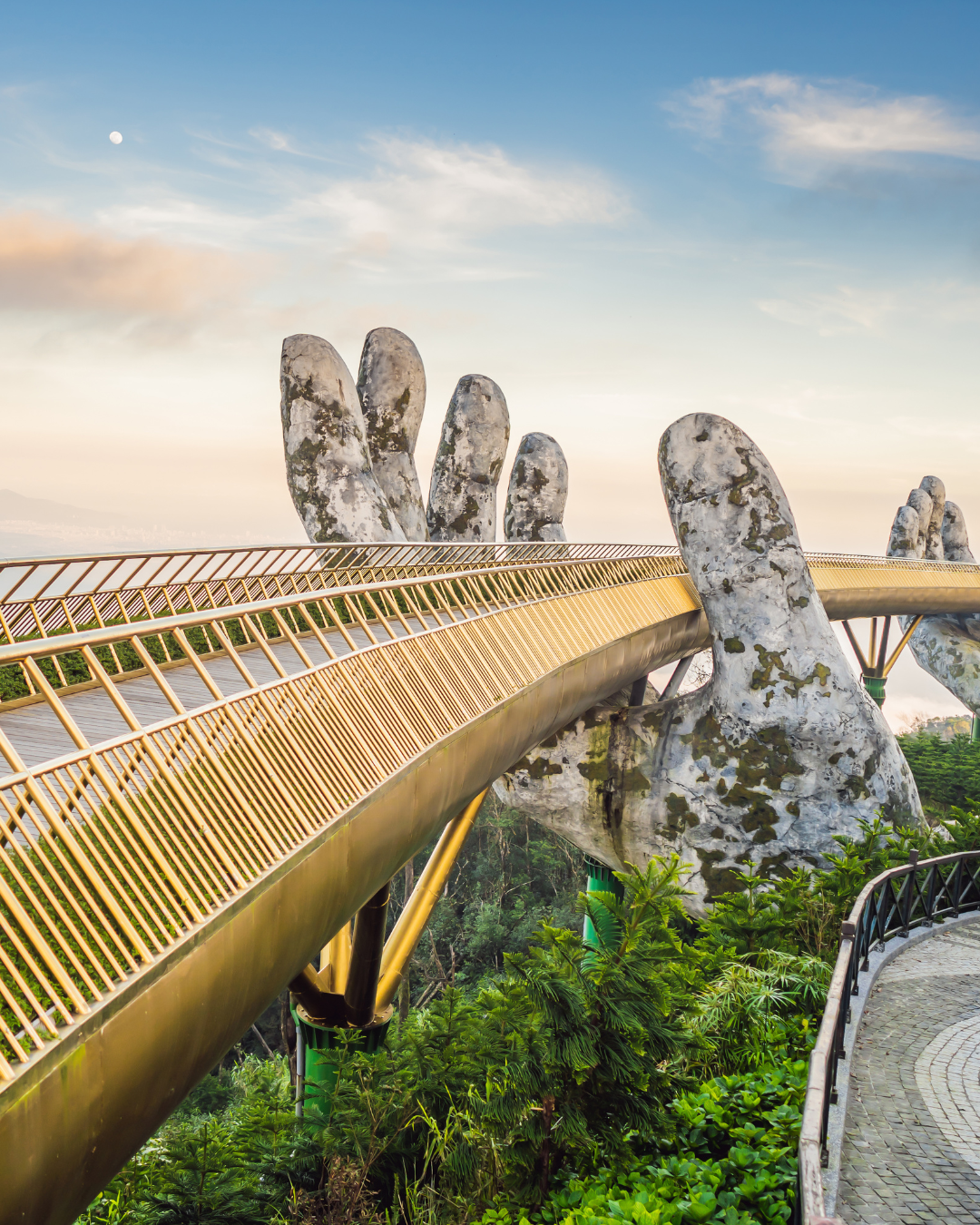 Ba Na Hills & Golden Bridge Tour