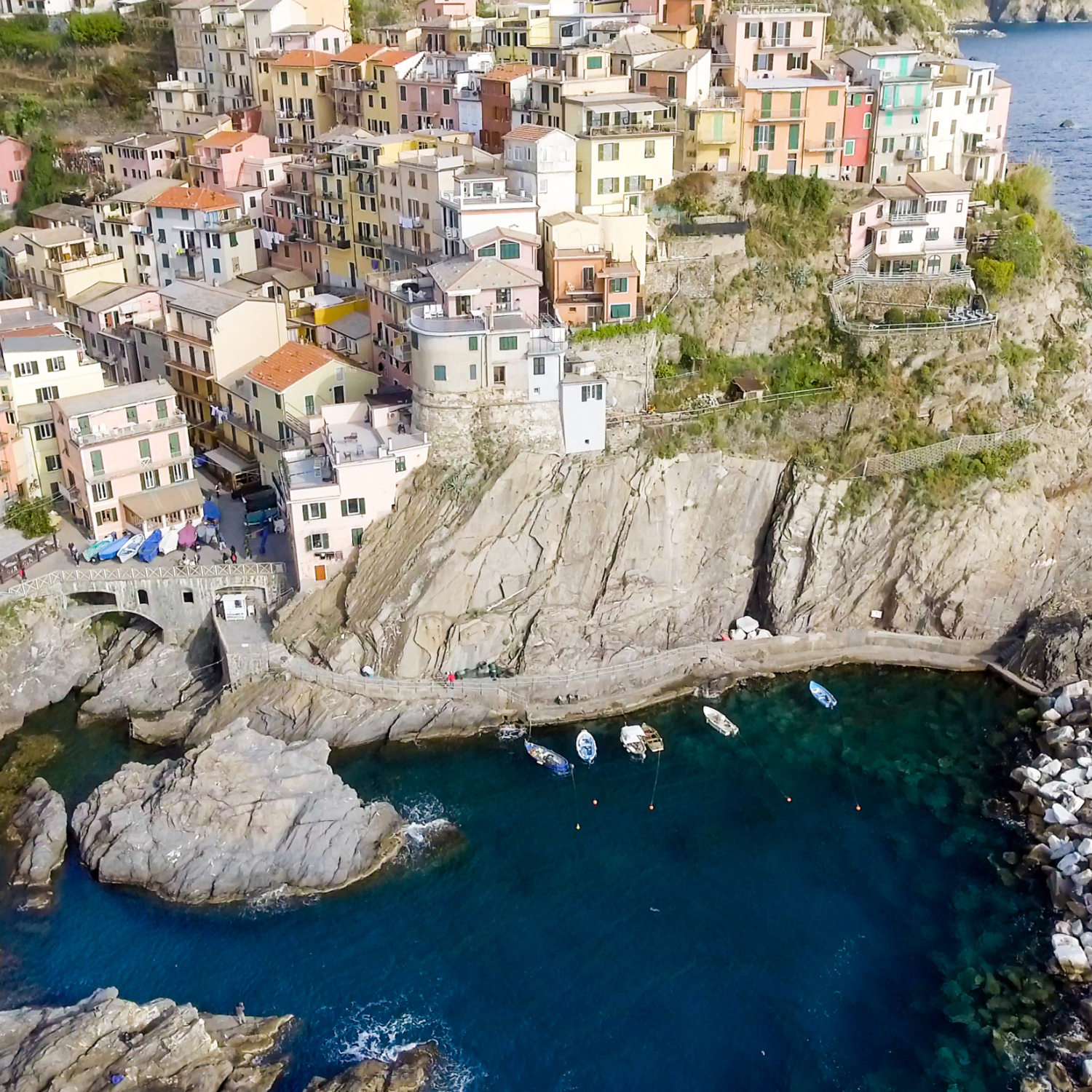 Cinque Terre Day Trip by Train & Boat (From Florence/La Spezia)