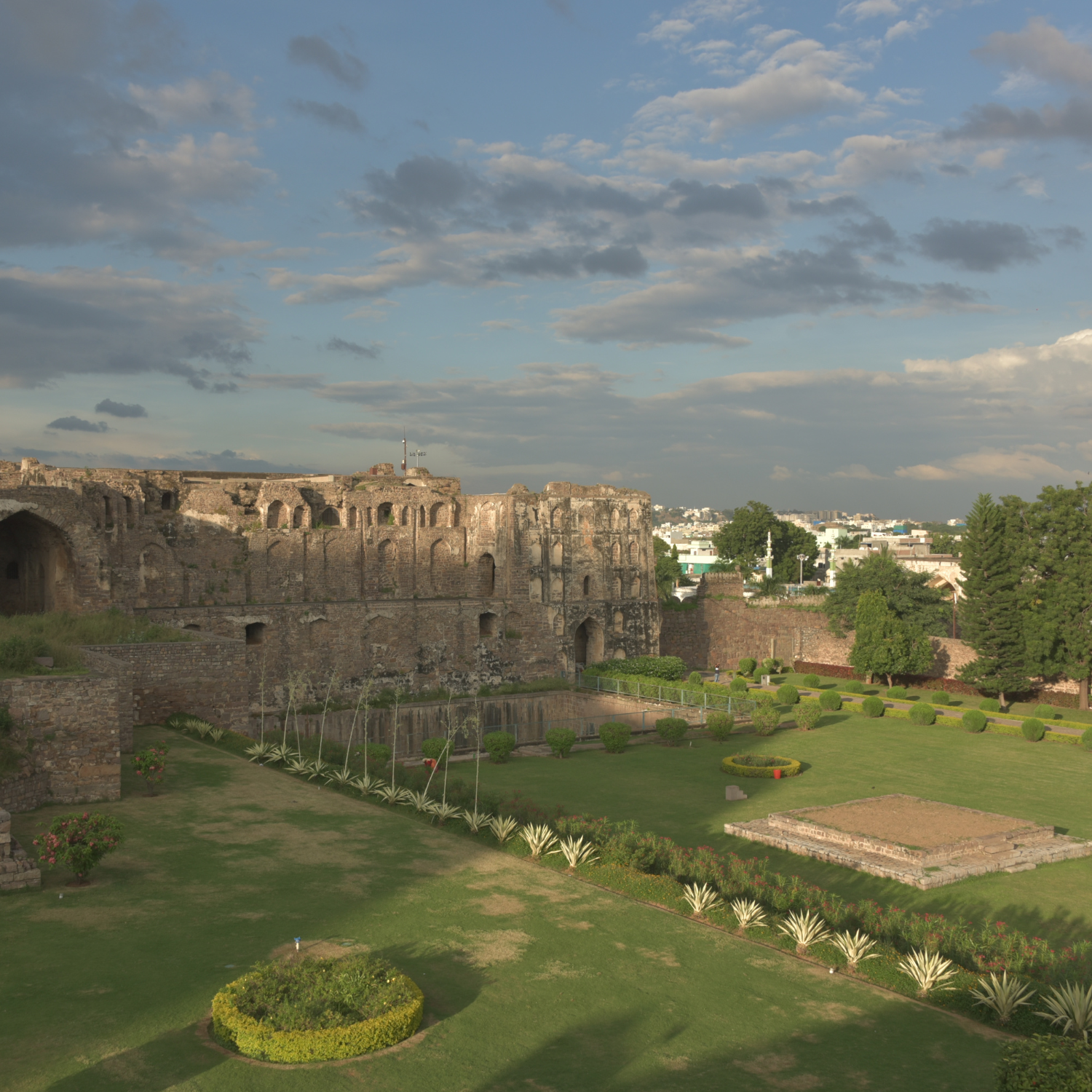 Hyderabad (Telangana)