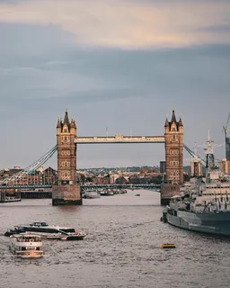 Thames Evening Cruise-London