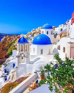 Europe Trip Cost from India 2026: Complete Budget Guide (Flights, Visa, Hotels & Honeymoon Cost)